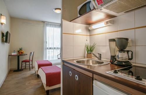Costieres Apartment | Appart'City Classic Nimes