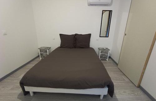 Beausemblant Apartment | Appart complet 2 chambres calme facture et repas possibles