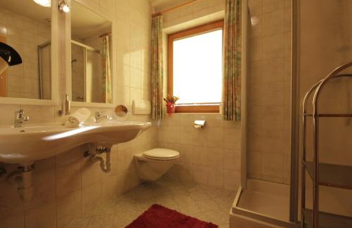Ried im Oberinntal Apartment | Appart Gfall
