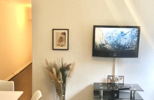 Champigny-sur-Marne Apartment | Appart Guy Moquet - Proche Paris et Disney - commerces à proximité