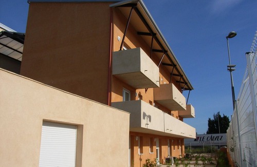 Salon-de-Provence Apartment | Appart'Hôtel Acadien