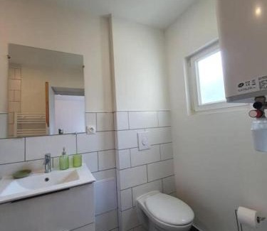 Saint-Pierre - Rene II - Bonsecours Apartment | Appart'hôtel, IKIMO 5 appartements entiers à votre disposition au choix