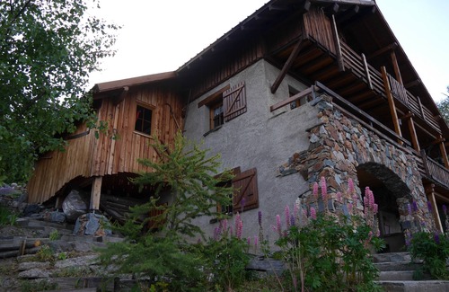 Villard-Reculas Apartment | APPART RDC DS PRIVATE CHALET MY REVE DOMAINE ALPE D'HUEZ IN VILLARD RECULAS