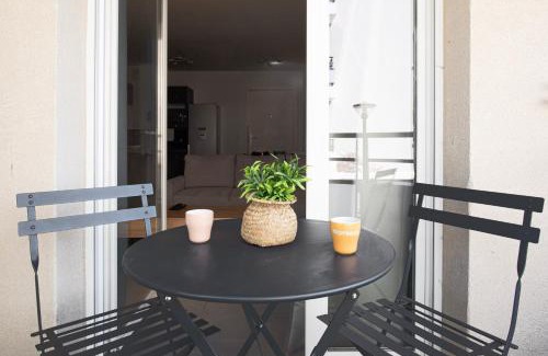Miramas Apartment | Appart Romarin - Proche Gare & Stadium