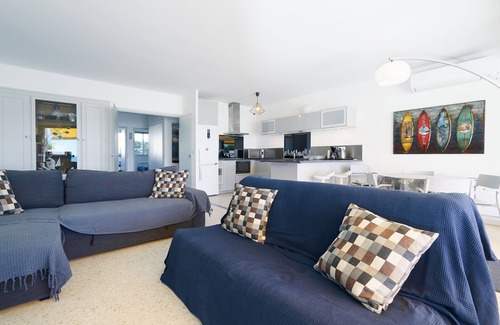 Carnon-Plage Apartment | Appart T3 for 6 people DRC, in front of the sea with private access direct beach