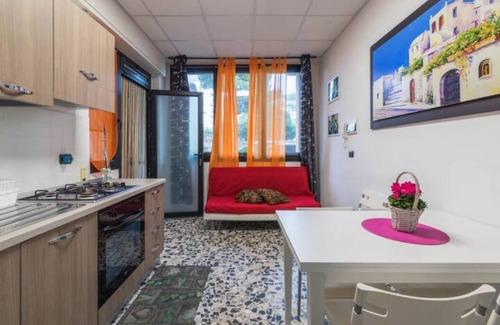 Santo Stefano al Mare House | Appartamento Sulla Pista Ciclabile e a 2 Passi da Mare e Spiagge