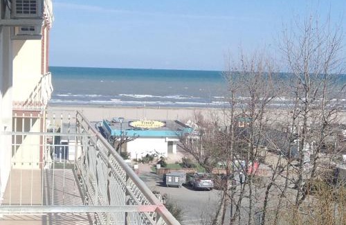 Pinarella Apartment | Appartamenti FRONTESPIAGGIA CERVIA