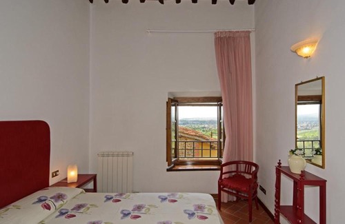 Massa e Cozzile Apartment | Appartamenti I Sette Borghi
