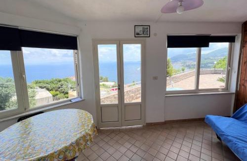 Lacco Ameno Apartment | Appartamenti Miramare in Collina