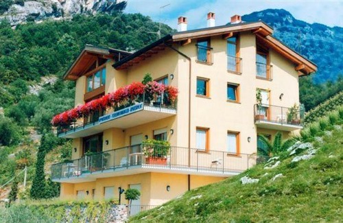 Torbole sul Garda Apartment | Appartamenti Nido d'Aquila