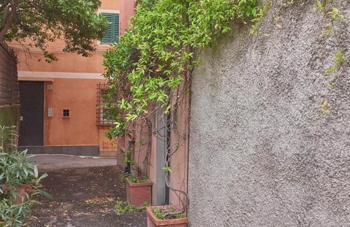 Sturla Apartment | Appartamento a 10 metri dal mare (con posto auto)