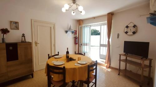 Santa Cesarea Terme House | Appartamento Arno 200 mt dal mare e vicino ad altre belle località salentine
