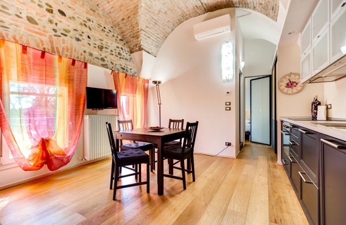 Province of Bologna Apartment | Appartamento a Villa Saltarelli II Vicino all Aeroporto by Wonderful Italy