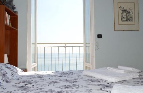 Laigueglia Apartment | Appartamento "Abbracciando il Mare"