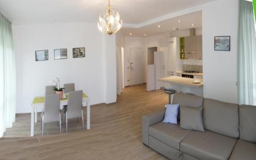 Stresa Apartment | Appartamento Azalea Stresa