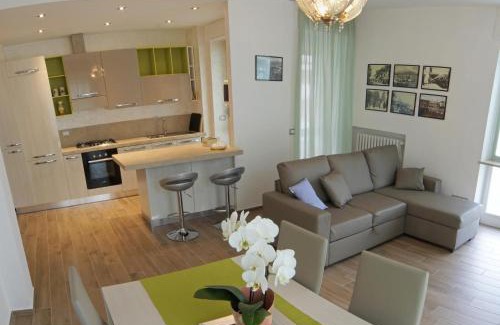 Stresa Apartment | Appartamento Azalea Stresa