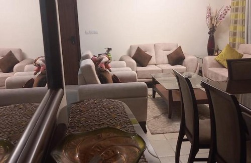Al Jubeiha Apartment | Appartamento bello e elegante in west Amman
