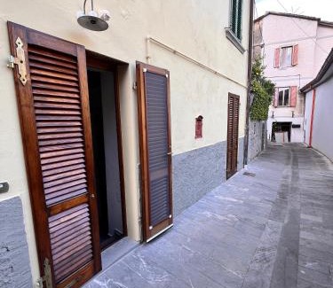 Montignoso Apartment | Appartamento BIANCA