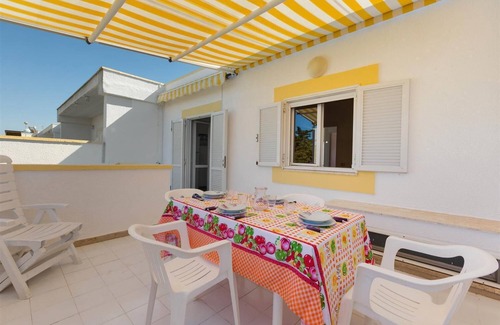 Lido Marini Apartment | Appartamento Calò Primo Piano by BarbarHouse