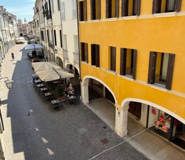 Pordenone Apartment | Appartamento centro storico Pordenone