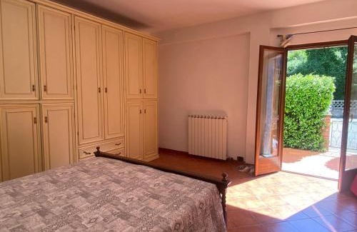 Vezzano Ligure Apartment | Appartamento comodo per Lerici e 5 Terre
