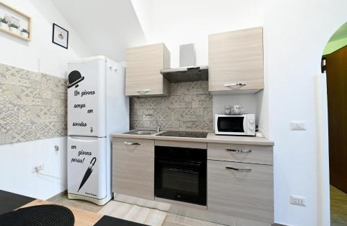 Zona XXXIII Acilia Sud Apartment | Appartamento con delizioso giardino