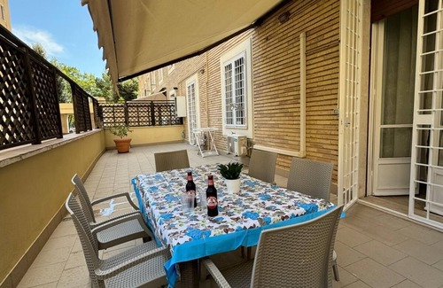 Quartiere XX Ardeatino Apartment | Appartamento con Terrazza Relax e Confort