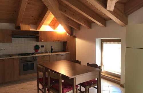 Ronzo-Chienis Apartment | Appartamento da Pia e Rinaldo