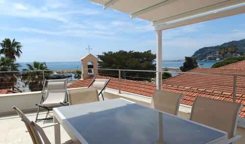 Diano Marina Apartment | Appartamento Deluxe La Terrazza sul Mare