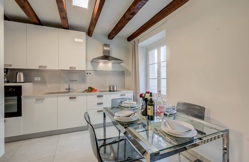Riva del Garda Apartment | Appartamento Fabrizia, Riva del Garda, Italy