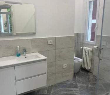 Varese Apartment | APPARTAMENTO GIORGIO