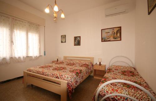 Marina di Cecina House | Appartamento indipendente con giardino a 400 m dal mare