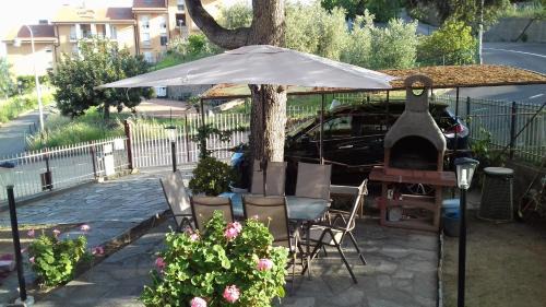 Santo Stefano al Mare Apartment | Appartamento con giardino privato