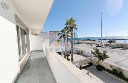 Torre Mozza Apartment | Appartamento La Torre Fronte mare Primo Piano Puglia On line