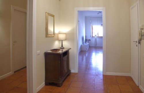 Lavinio Lido di Enea Apartment | APPARTAMENTO LAVINIO - Spacious, bright, and thoroughly outfitted with modern amenities - just 150 m from the sea