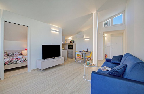 Lido di Camaiore Apartment | Appartamento Lola - 1 Km To The Beach, Camaiore, Italy
