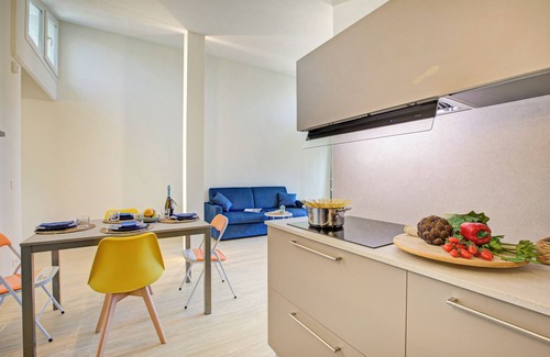 Lido di Camaiore Apartment | Appartamento Lola - 1 Km To The Beach, Camaiore, Italy