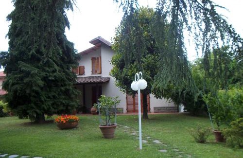 Mologno House | Appartamento lussuoso 2 in Villa Riccardo Barga