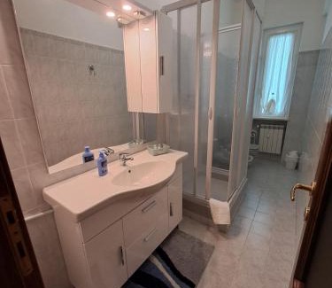 Vado Ligure Apartment | Appartamento Miramare
