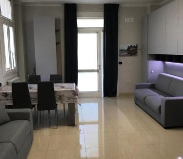 San Terenzo Apartment | Appartamento N6 San Terenzo Lerici-4 posti letto-parcheggio privato- aria condizionata