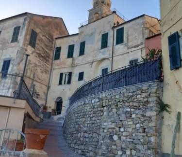 Cervo House | Appartamento nel borgo con splendida vista sul mare