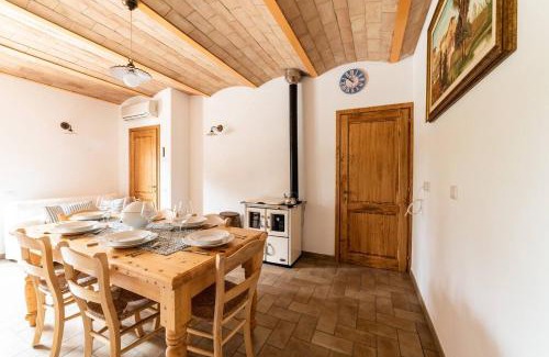 Certaldo Apartment | Appartamento nella Campagna di Certaldo Il Ciliegio