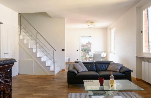 Siena City Centre Apartment | Appartamento panoramico San Martino 12