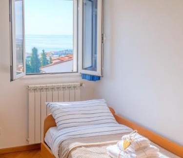 Pietra Ligure Apartment | Appartamento Pesco "A Casa Felice"