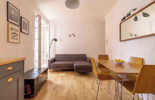 Carate Urio Apartment | Appartamento Piccolo e Accogliente con un Senso di Lusso