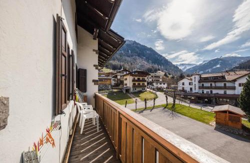 Moena Apartment | Appartamento Primavera 1