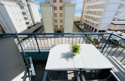Faro Apartment | Appartamento Saturno n. 18 - vista mare - 4° piano con ascensore