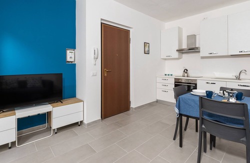Downtown Apartment | Appartamento Staurenghi Blu - Affitti Brevi Italia