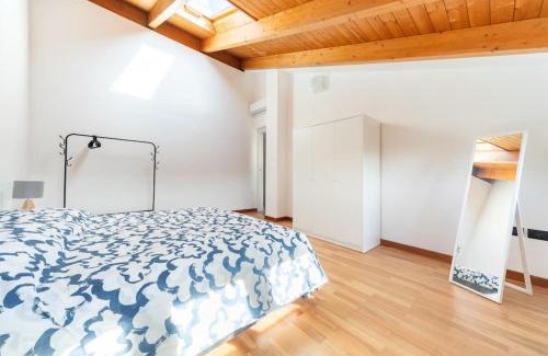 Bolognina Apartment | Appartamento Unico a Bologna con 3 Camere e Parcheggio Gratuito