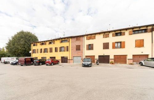 Bolognina Apartment | Appartamento Unico a Bologna con 3 Camere e Parcheggio Gratuito